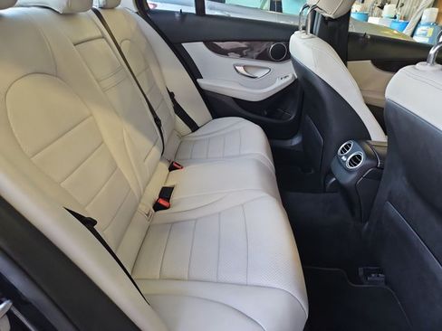 Used 2018 Mercedes-Benz C 300 Sedan image 21