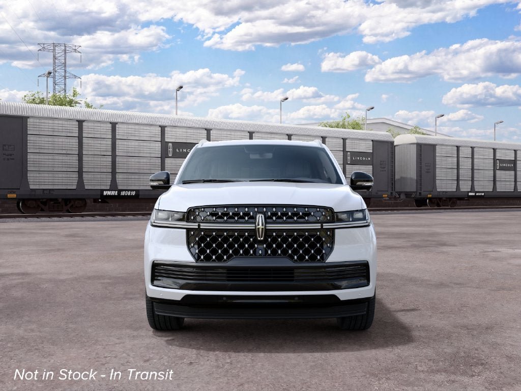 New 2027 Lincoln Navigator L Black Label AWD/4WD image 3