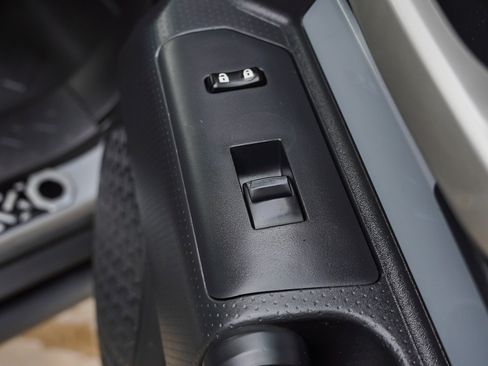 Used 2013 Toyota FJ Cruiser 4WD w/ Trail Teams Special Edition image 25