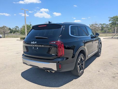 Certified 2025 Kia Telluride S AWD/4WD image 5