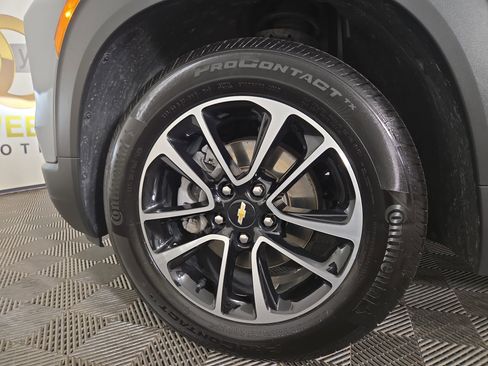 Used 2024 Chevrolet TrailBlazer LT w/ Convenience Package FWD image 33