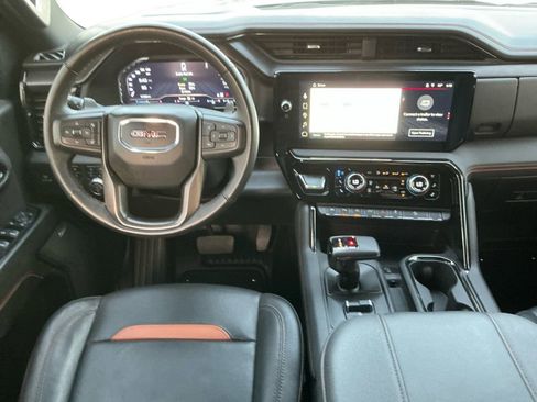 Used 2024 GMC Sierra 1500 AT4 w/ Technology Package image 17