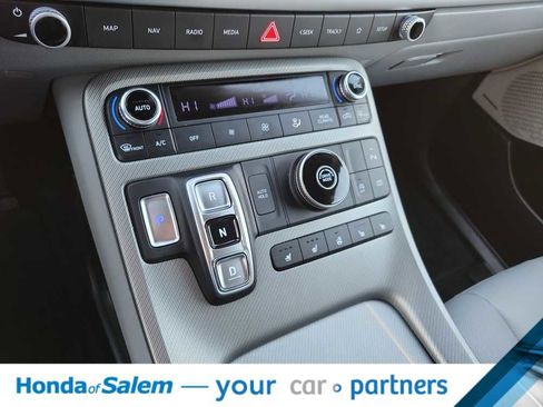 Used 2023 Hyundai Palisade SEL image 16