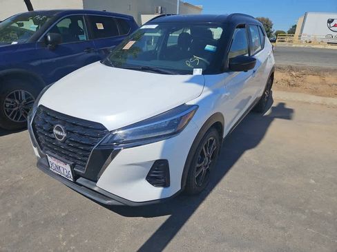 Used 2023 Nissan Kicks SR FWD image 1