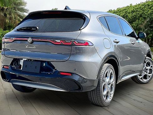 Used 2024 Alfa Romeo Tonale Ti image 4