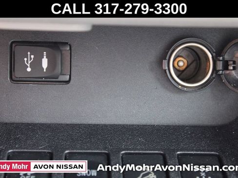 Used 2014 Toyota Highlander Limited AWD/4WD image 46
