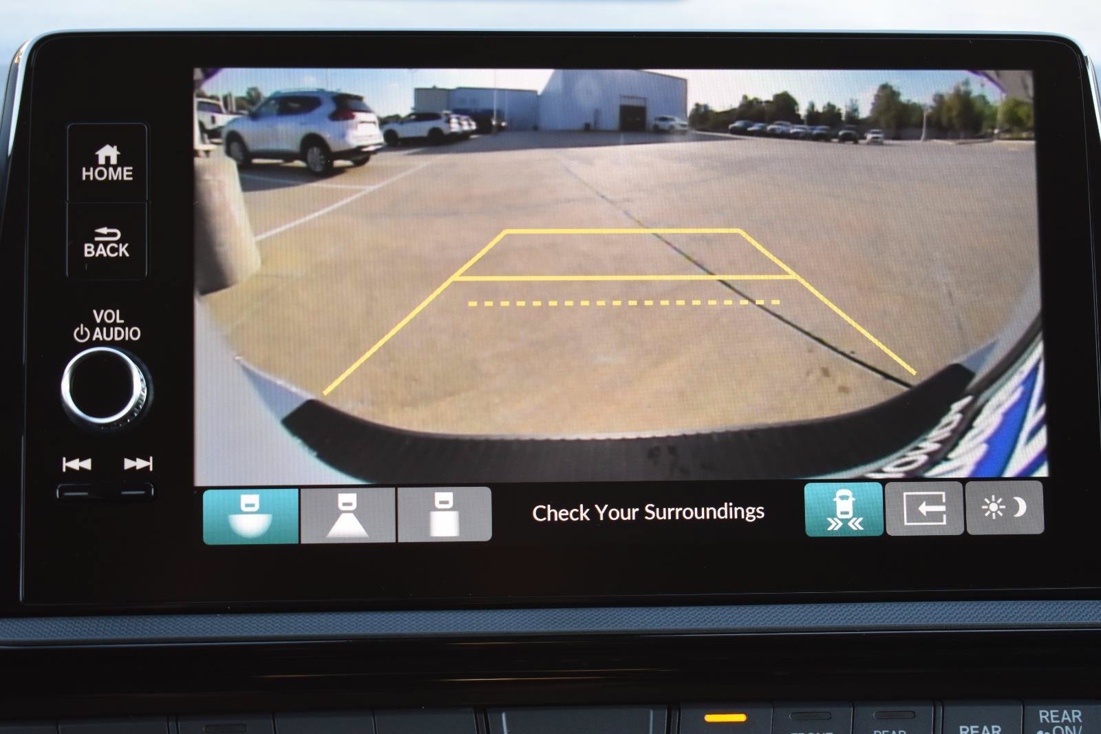 New 2026 Honda Odyssey Touring image 11