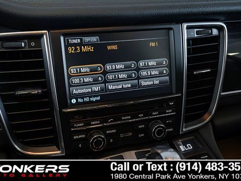 Used 2016 Porsche Panamera 4 Edition AWD/4WD image 37