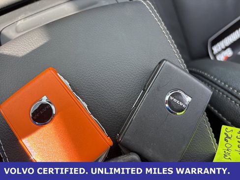 Certified 2025 Volvo XC40 B5 Core image 25