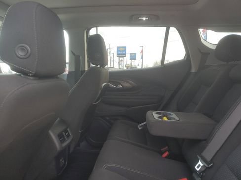 Used 2023 GMC Terrain SLE w/ Driver Convenience Package image 12