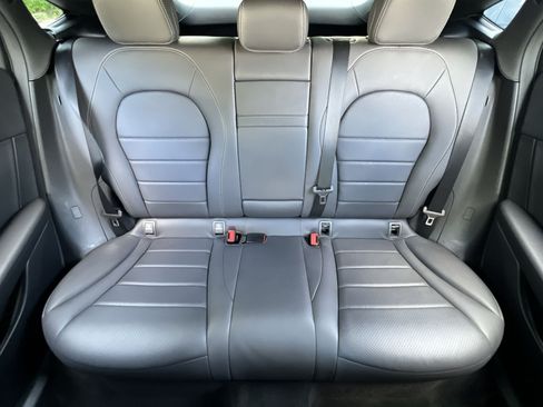 Used 2022 Mercedes-Benz GLC 300 4MATIC Coupe image 15