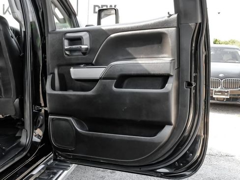 Used 2019 Chevrolet Silverado 2500 LTZ w/ Duramax Plus Package AWD/4WD image 36