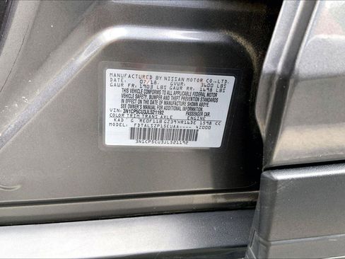 Used 2018 Nissan Kicks SV FWD image 30