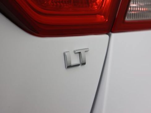 Used 2015 Chevrolet Impala LT FWD image 22