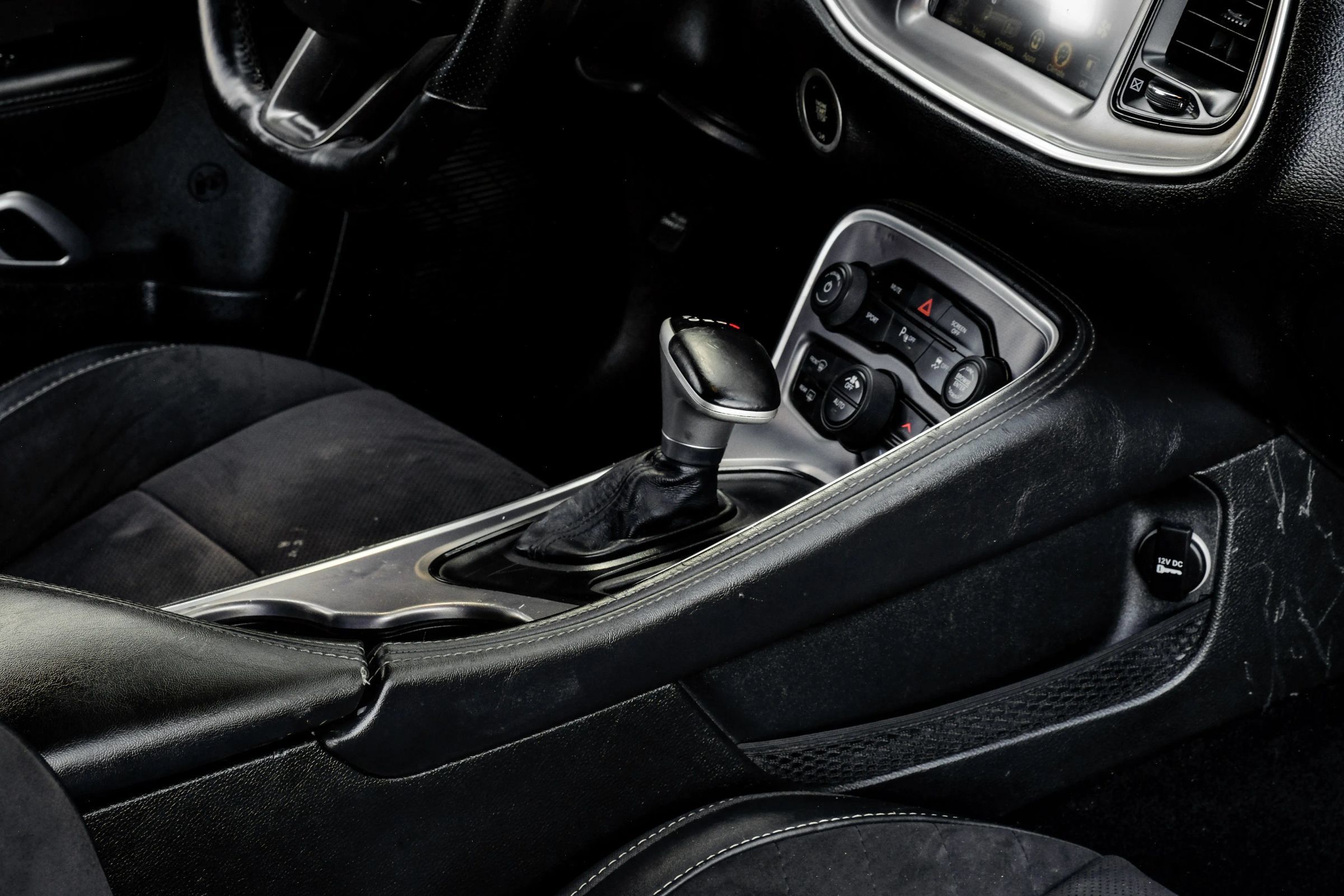 Used 2019 Dodge Challenger R/T RWD image 29