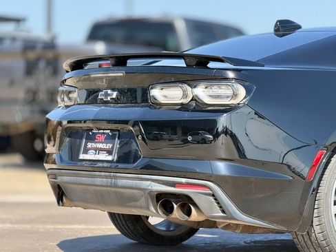 Used 2021 Chevrolet Camaro SS image 11