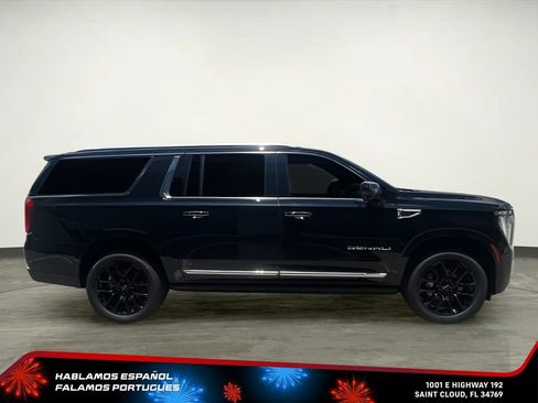 New 2026 GMC Yukon XL Denali w/ Denali Reserve Package AWD/4WD image 7