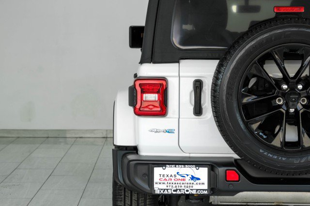 Used 2021 Jeep Wrangler Unlimited Sahara w/ Cold Weather Group AWD/4WD image 49