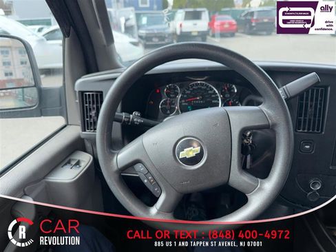 Used 2019 Chevrolet Express 3500 LS image 39
