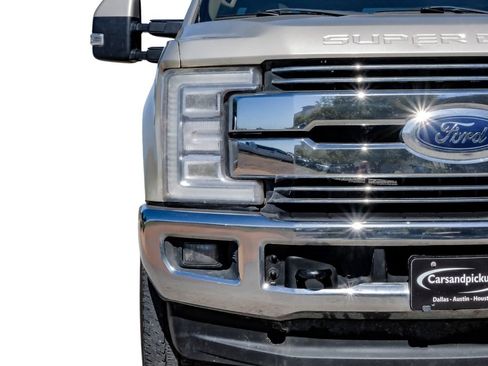 Used 2017 Ford F250 Lariat w/ Lariat Ultimate Package image 48