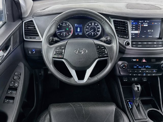 Used 2016 Hyundai Tucson Limited AWD/4WD image 14