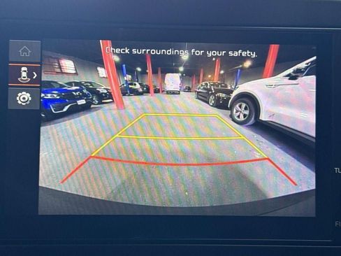 Certified 2024 Kia Sportage LX image 24