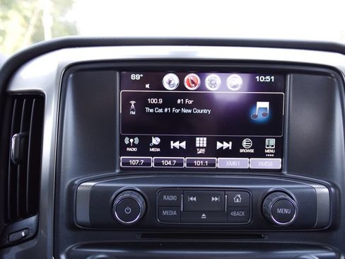 Used 2018 Chevrolet Silverado 1500 LT w/ All Star Edition AWD/4WD image 25