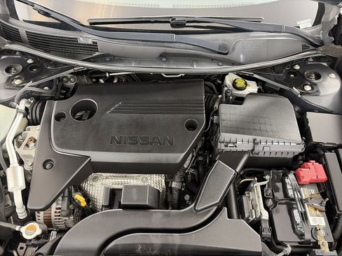 Used 2018 Nissan Altima 2.5 S w/ S Convenience Package image 12