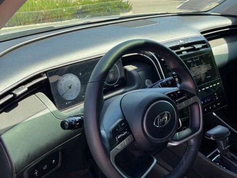 Used 2024 Hyundai Tucson SEL w/ Convenience Package FWD image 11