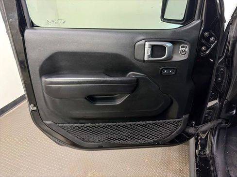 Used 2021 Jeep Gladiator Mojave w/ LED Lighting Group image 14