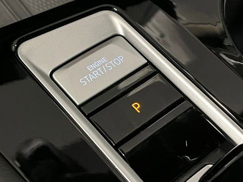 New 2026 Volkswagen Atlas SEL Premium R-Line AWD/4WD image 17