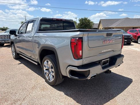 Used 2025 GMC Sierra 1500 Denali w/ Denali Reserve Package AWD/4WD image 3