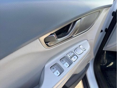 Used 2020 Hyundai Kona Ultimate image 15