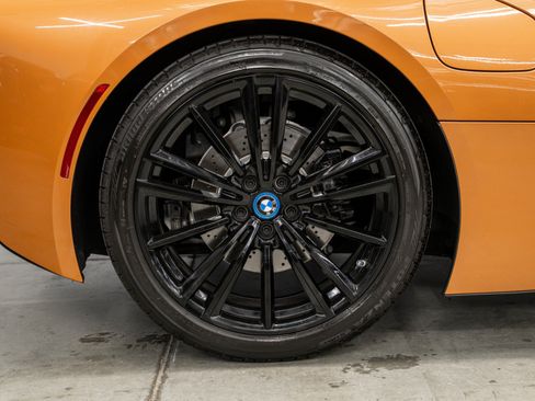 Used 2019 BMW i8 Roadster AWD/4WD image 43