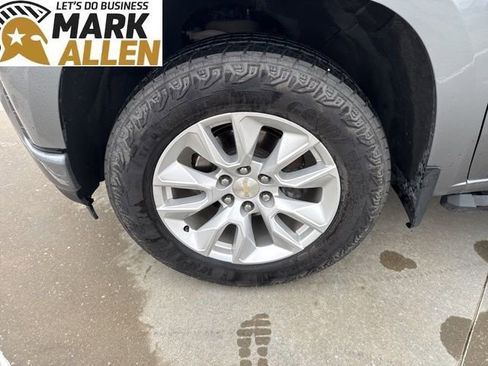 Used 2022 Chevrolet Silverado 1500 Custom w/ Safety Confidence Package image 7