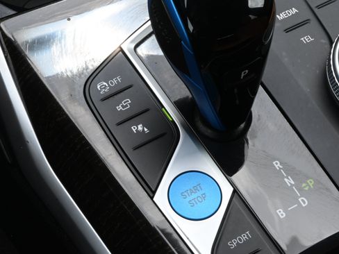 Certified 2023 BMW i4 eDrive35 RWD image 21