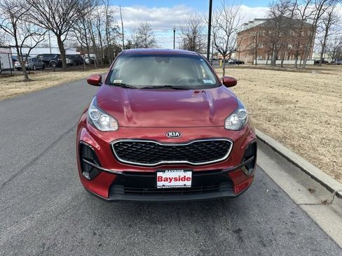 Used 2020 Kia Sportage LX image 4