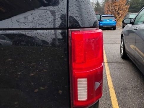 Used 2018 Ford F150 XLT w/ Equipment Group 302A Luxury image 10