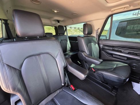 Used 2019 Ford Expedition Max Platinum AWD/4WD image 10