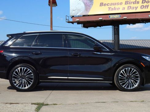 Used 2021 Lincoln Corsair Reserve w/ Equipment Group 201A AWD/4WD image 9