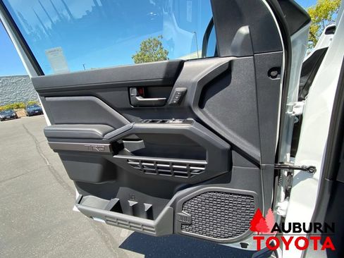New 2026 Toyota 4Runner TRD Off-Road Premium AWD/4WD image 35
