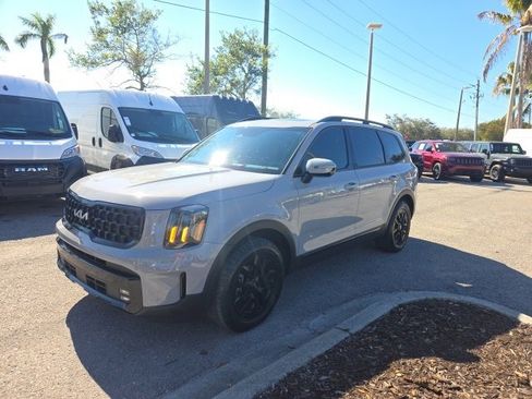 Used 2024 Kia Telluride SX Prestige X-Pro image 2