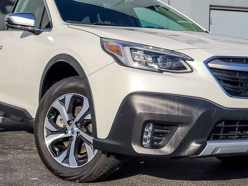 Certified 2020 Subaru Outback Touring w/ Popular Package #2 image 3
