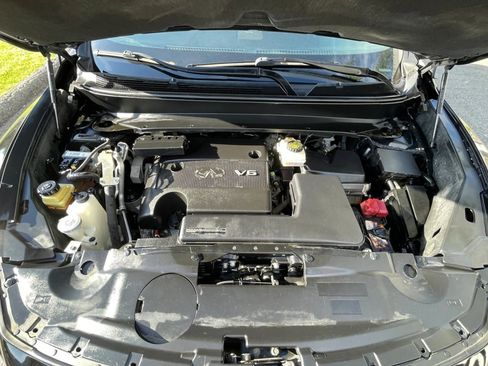 Used 2014 INFINITI QX60 AWD w/ Premium Plus Package image 32