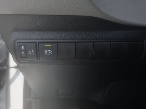 Used 2026 Toyota Corolla LE FWD image 25