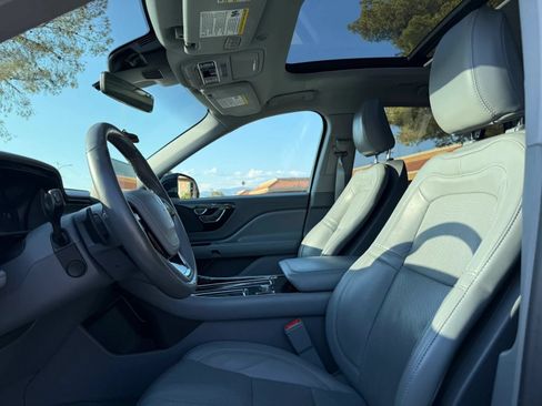 Used 2021 Lincoln Aviator Reserve w/ Elements Package Plus RWD image 11