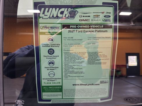 Used 2025 Ford Escape Platinum image 39