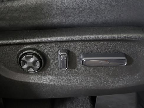 Used 2024 Honda Odyssey Touring image 38