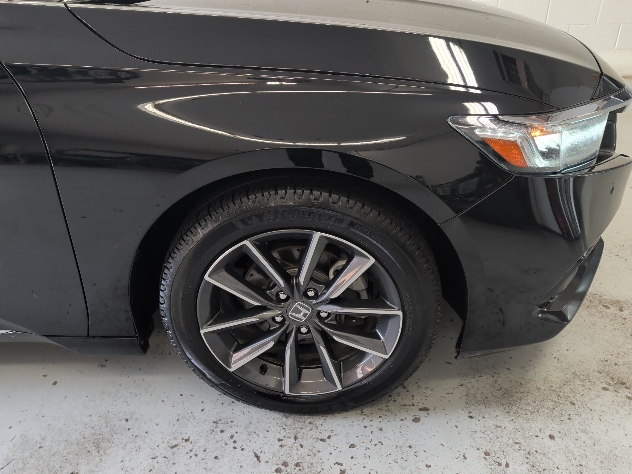 Used 2021 Honda Accord EX-L image 3