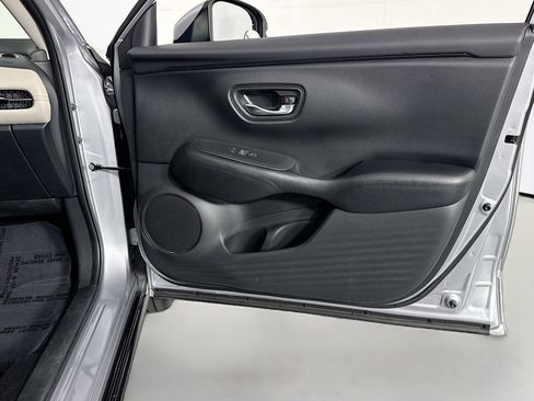 Used 2023 Honda HR-V EX-L image 24